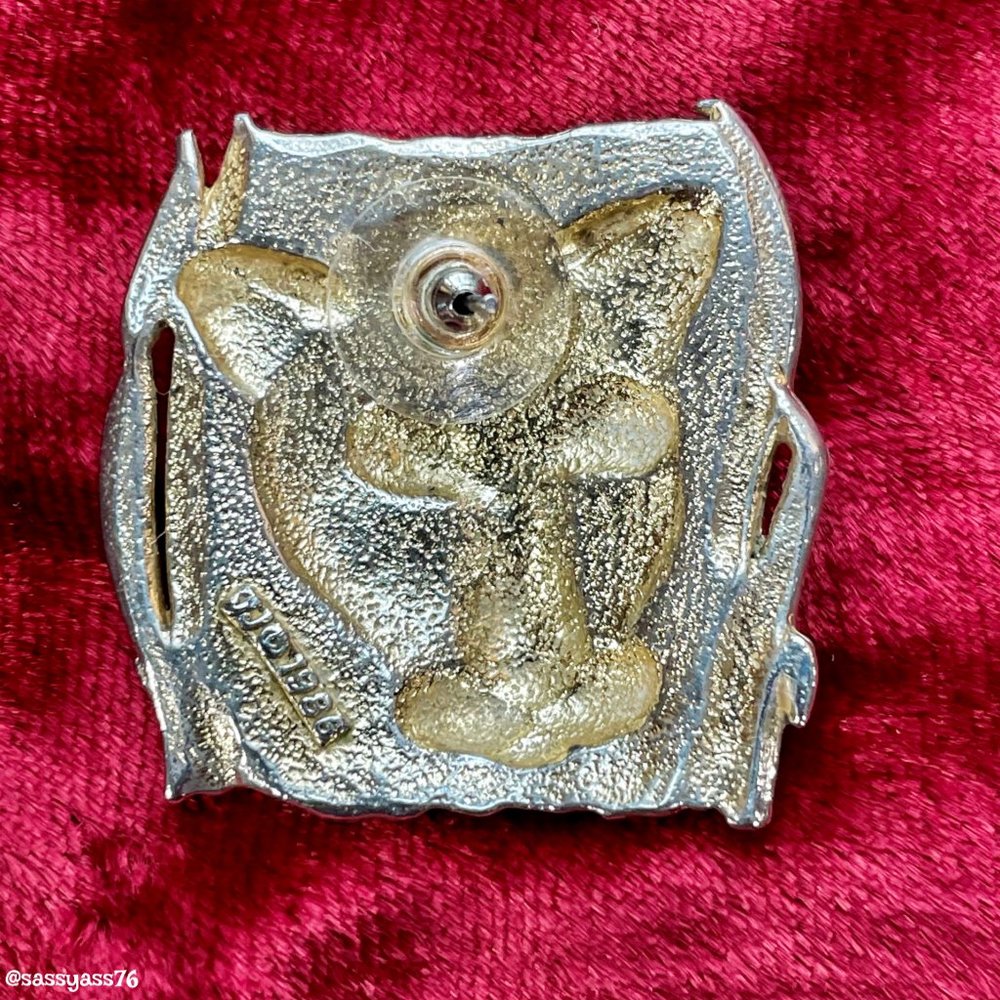 ▪️VTG▪️JJ JONETTE▪️1986 Stamped Safari Cat Square Brass Pierced Earrings - Picture 5 of 6